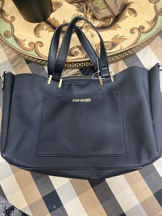 Steve Madden Handbags - Steve Madden Black Pebbled Tote with Gold Accents